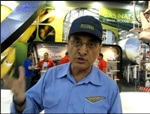 Trucão e Beto Monteiro no estande da Iveco
