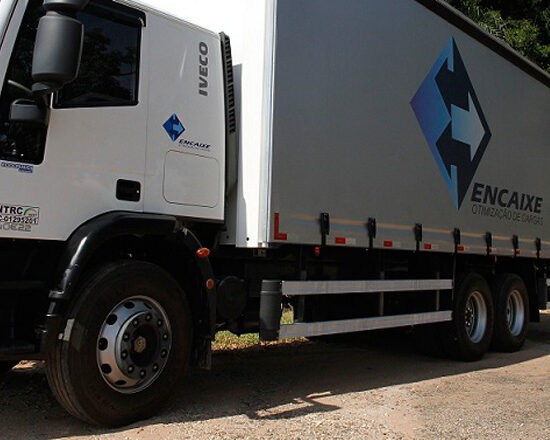 Iveco entrega 22 caminhões para transportadora