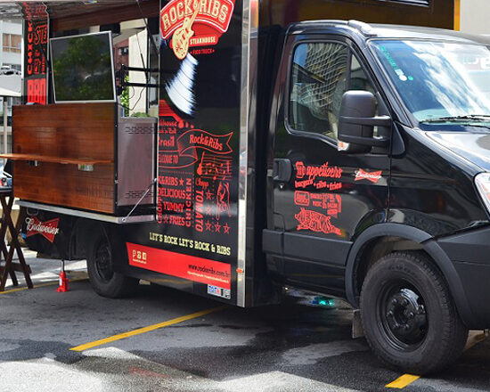 Parceria com rede nacional de fast-food faz Iveco entra de vez na onda dos Food Trucks