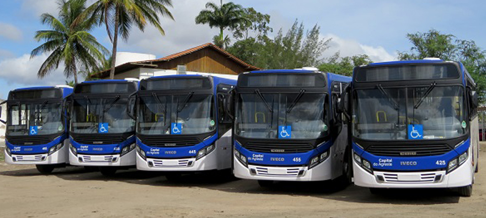Iveco Bus entrega chassis 170E28 no interior de Pernambuco